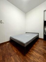 Simsville (D14), Condominium #569776521
